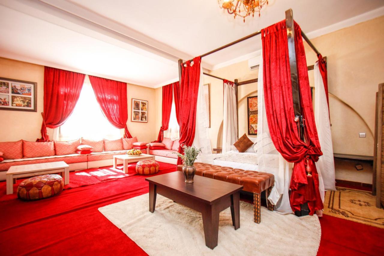 Kasbah Ait Oumghar Hotel Demnate Buitenkant foto